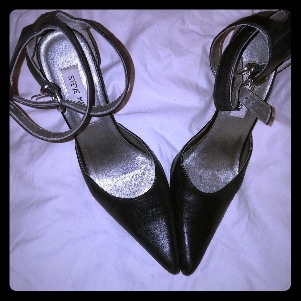 Steve Madden Liv Black Heels